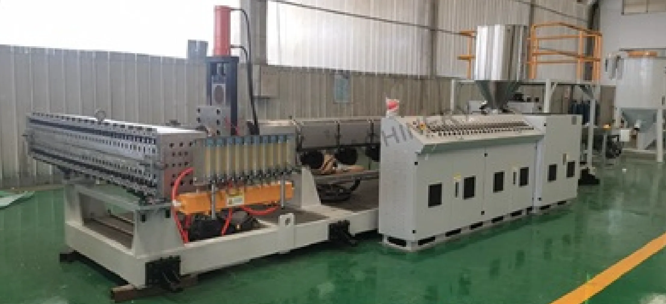 Линия по производству полых листов PP 2000 мм