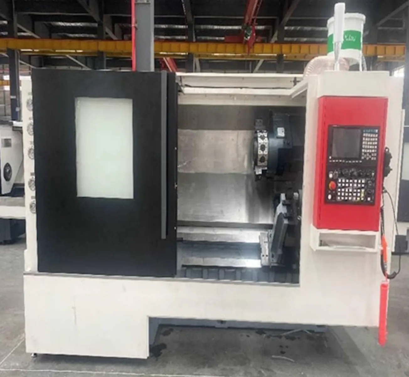 Токарно-фрезерный обрабатывающий центр с наклонной станиной и ЧПУ CKX600LMY/1000