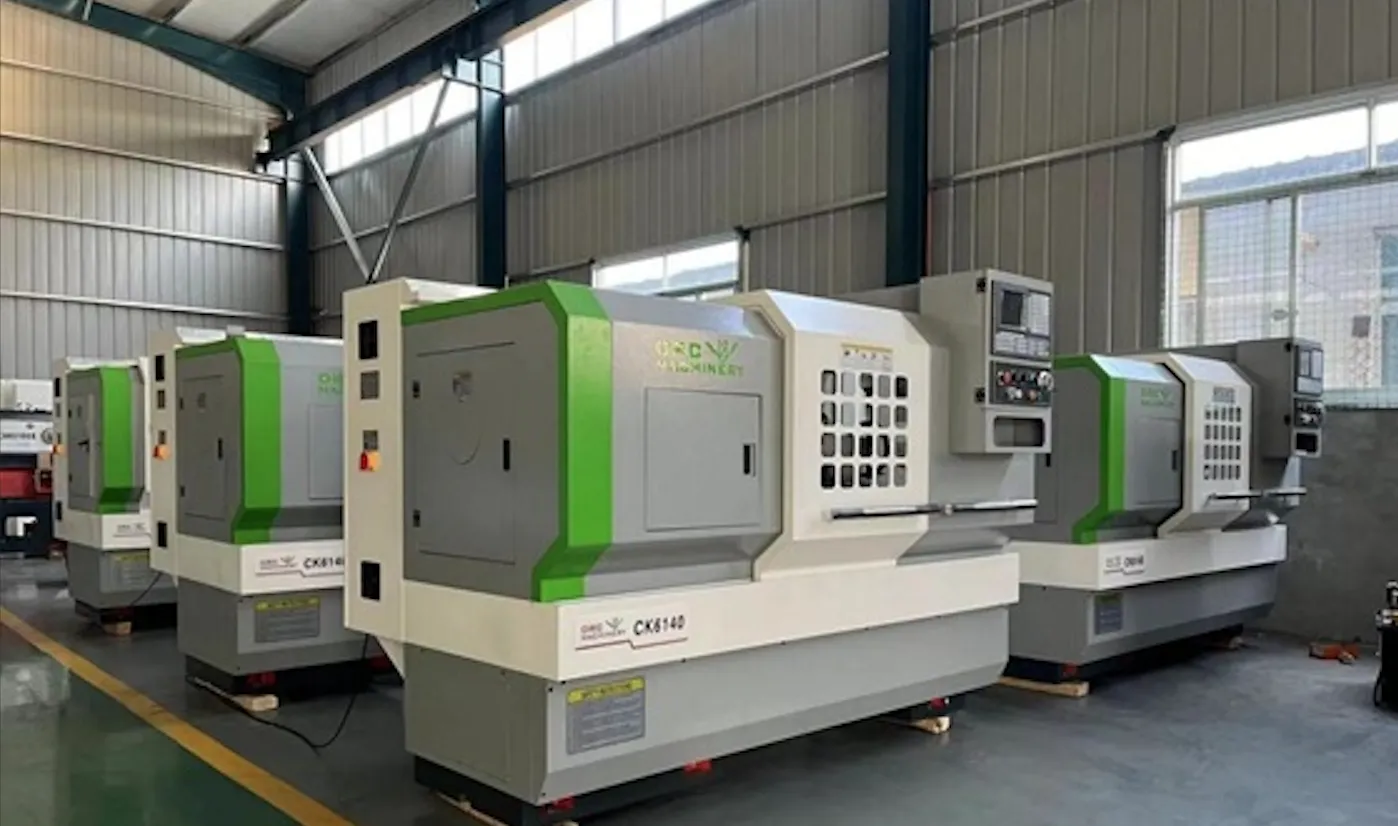 Токарный станок с ЧПУ CK6150-2000